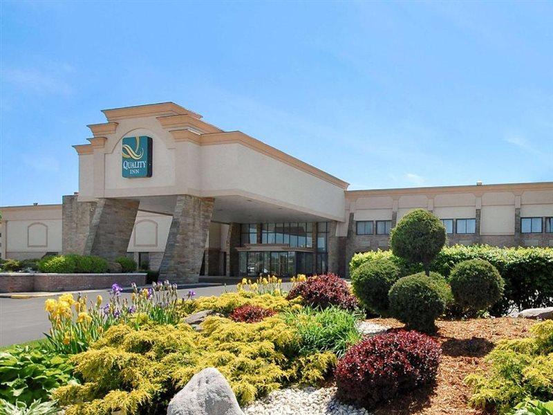 Quality Inn & Conference Center Сомерсет Экстерьер фото