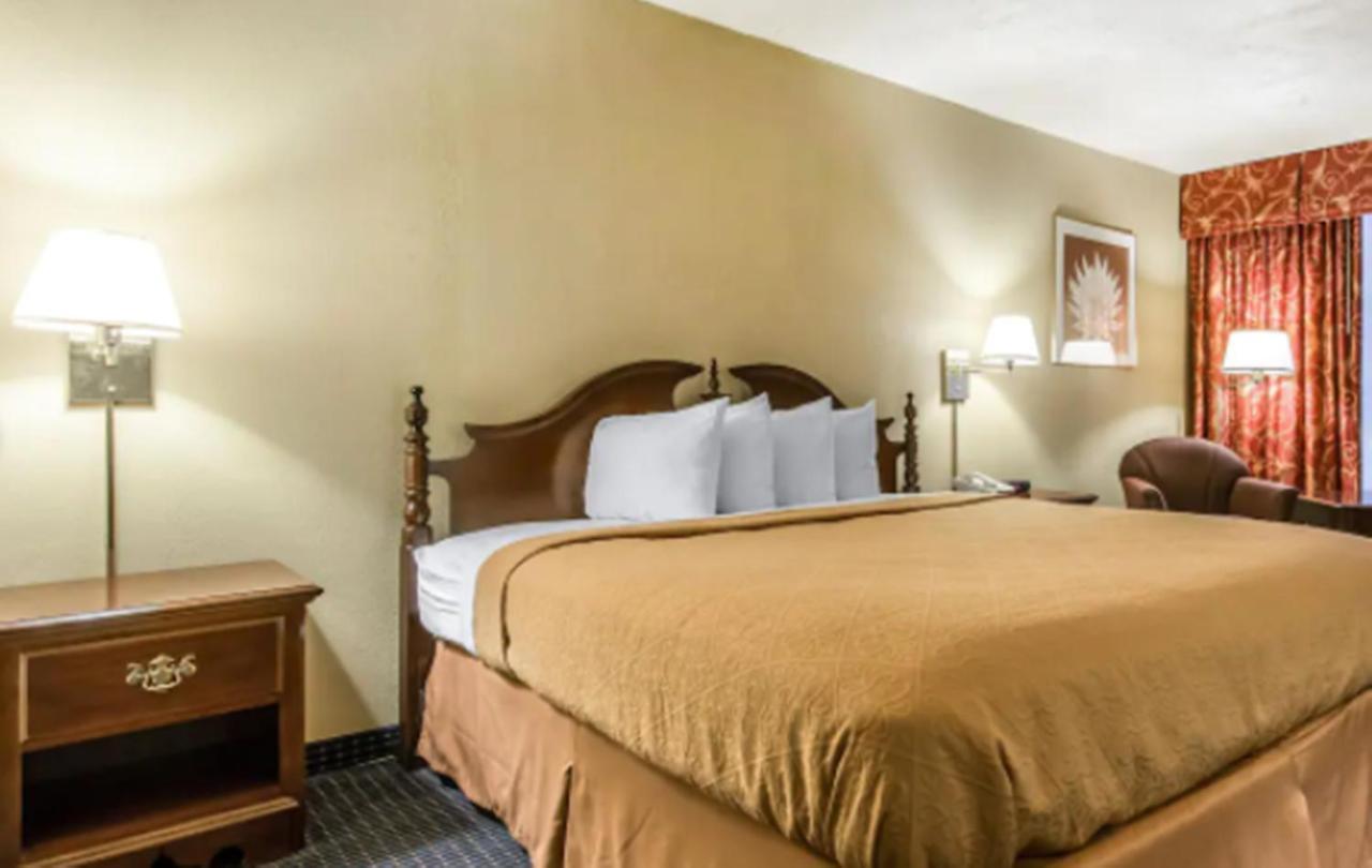 Quality Inn & Conference Center Сомерсет Экстерьер фото