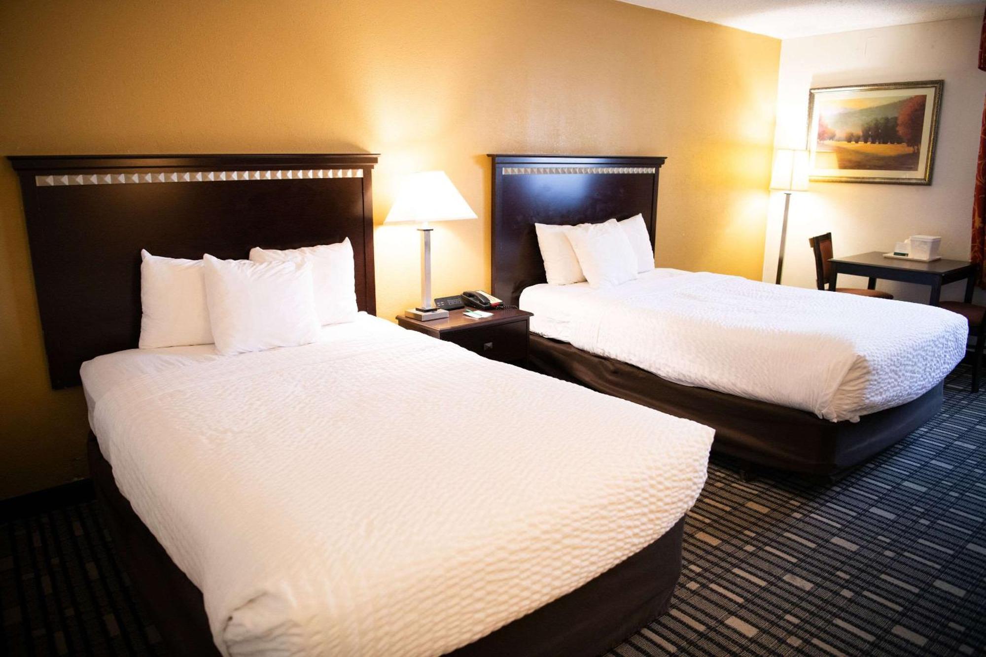Quality Inn & Conference Center Сомерсет Экстерьер фото