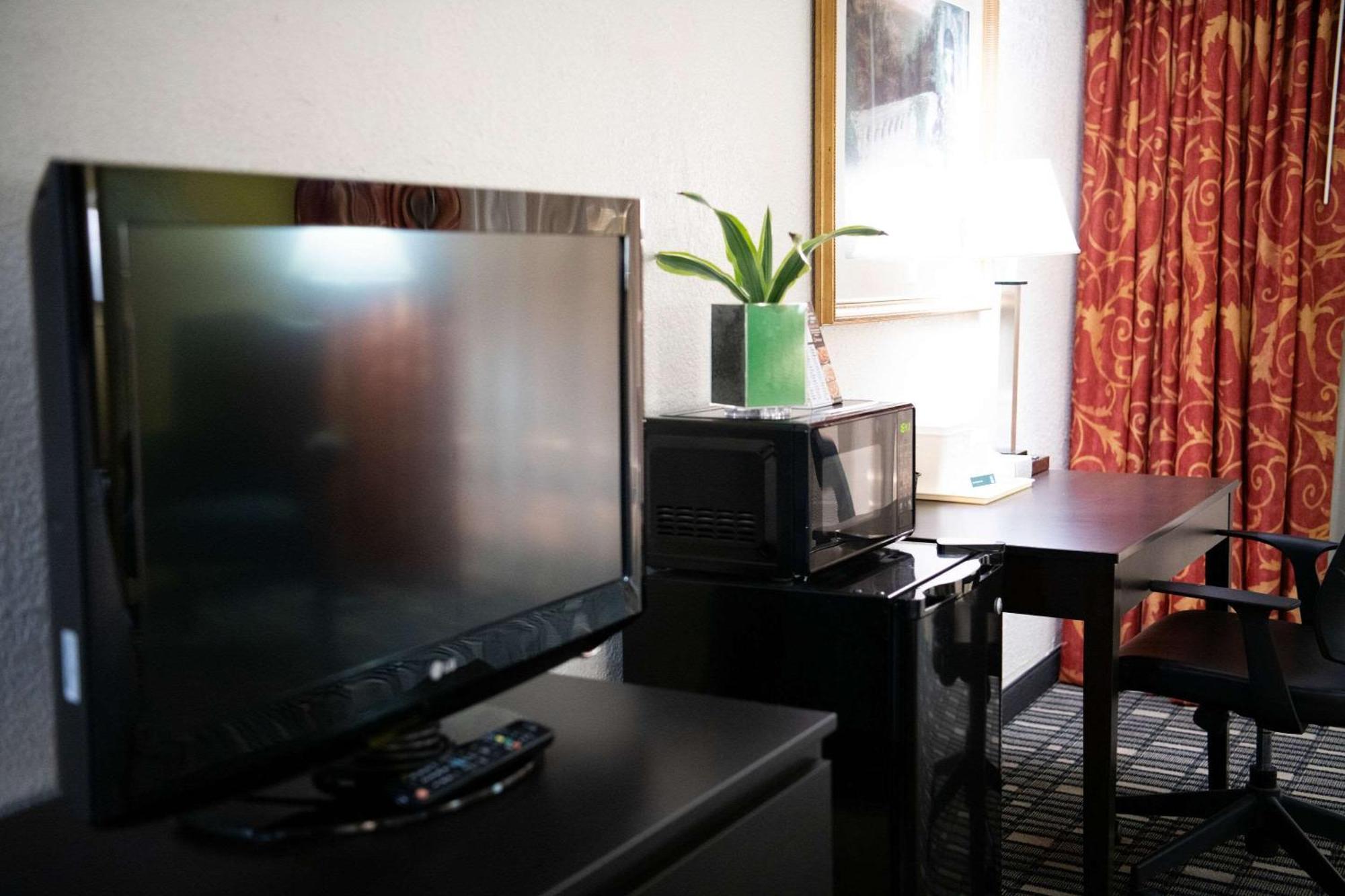 Quality Inn & Conference Center Сомерсет Экстерьер фото