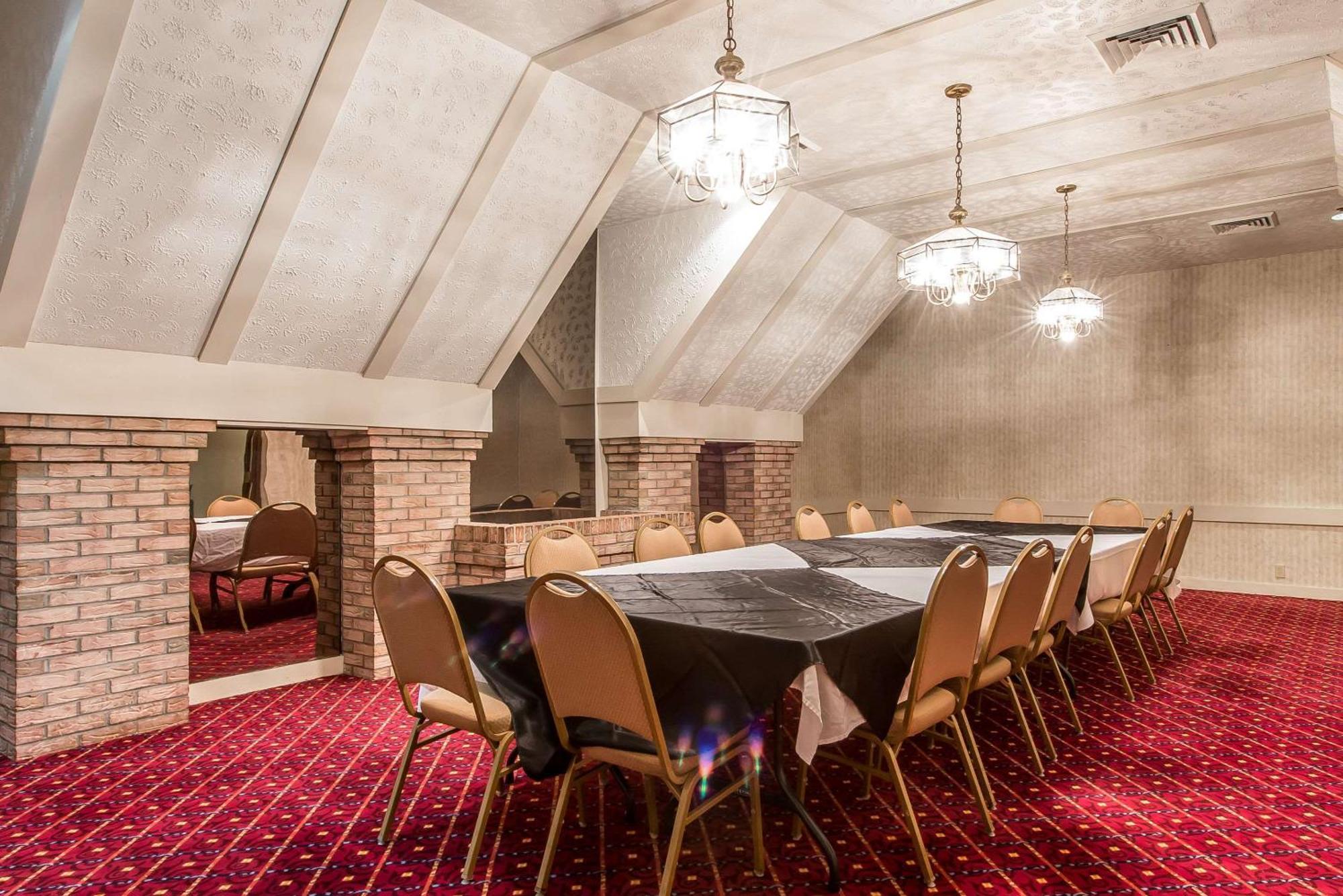 Quality Inn & Conference Center Сомерсет Экстерьер фото