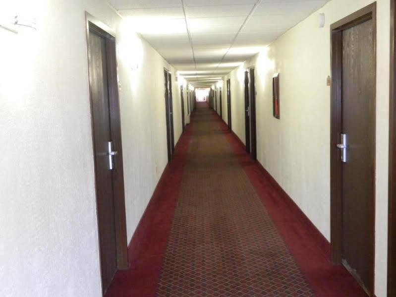 Quality Inn & Conference Center Сомерсет Экстерьер фото
